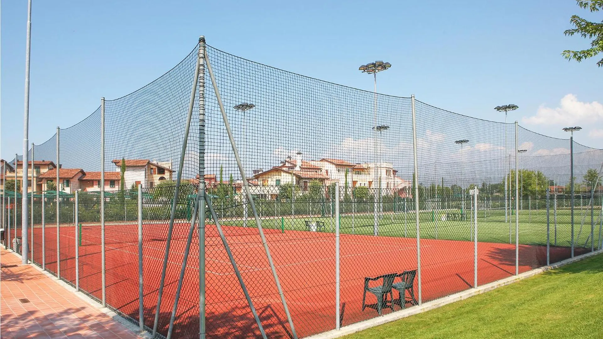 Trilo Superior Apartment Peschiera del Garda 0*,